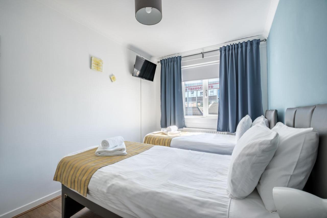 The Douglas - Spacious 2 Bed Apartment In Uddingston Kültér fotó